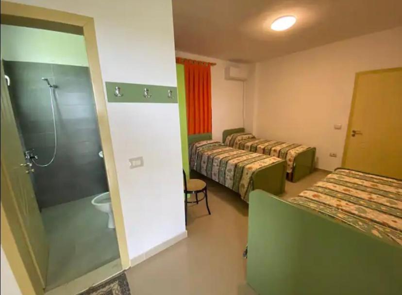 Qerana'S Rooms: Corner Of Nature 格勒姆 外观 照片